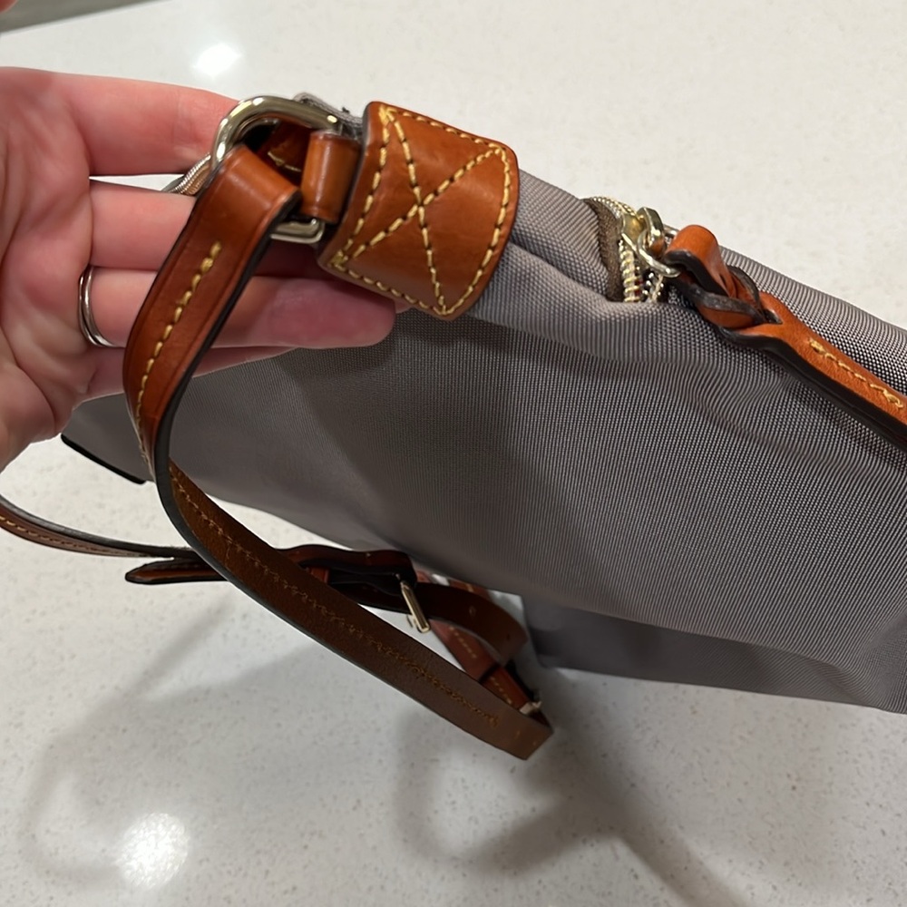 Dooney & Bourke Gray Crossbody Bag with Brown Trim - Picture 8 of 10